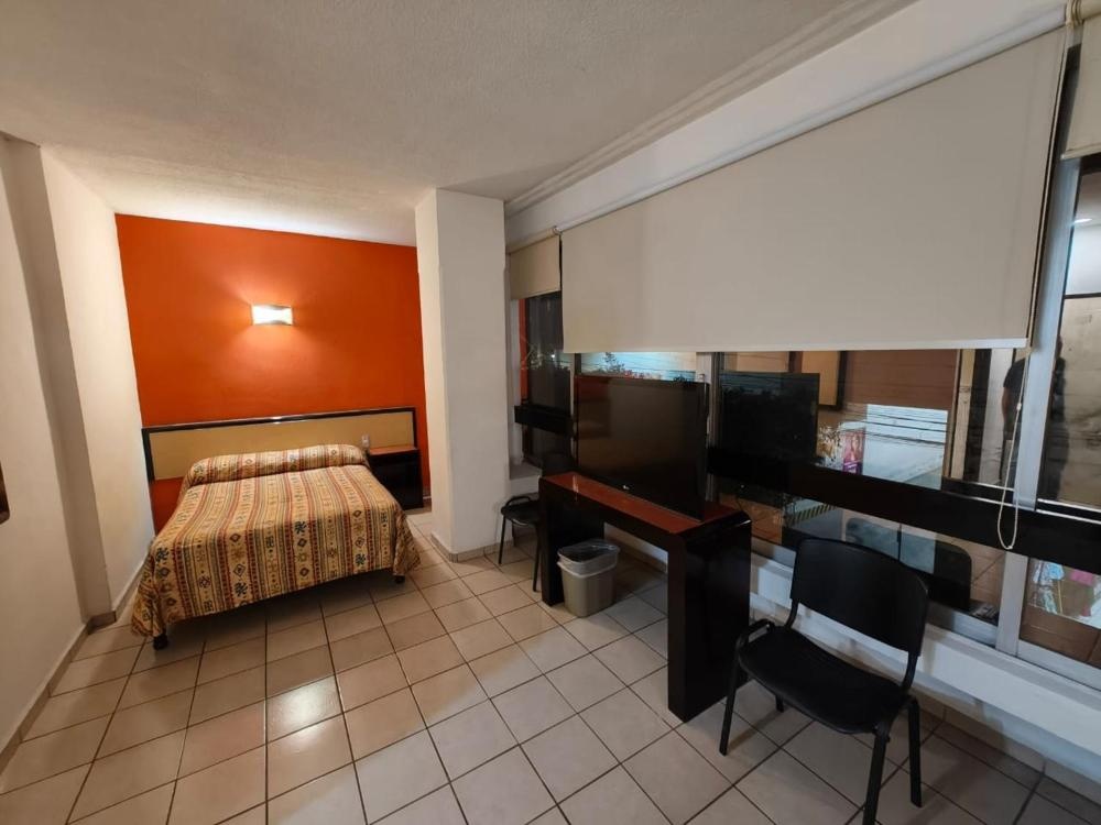 Single Room at Hotel Montreal, photo 4