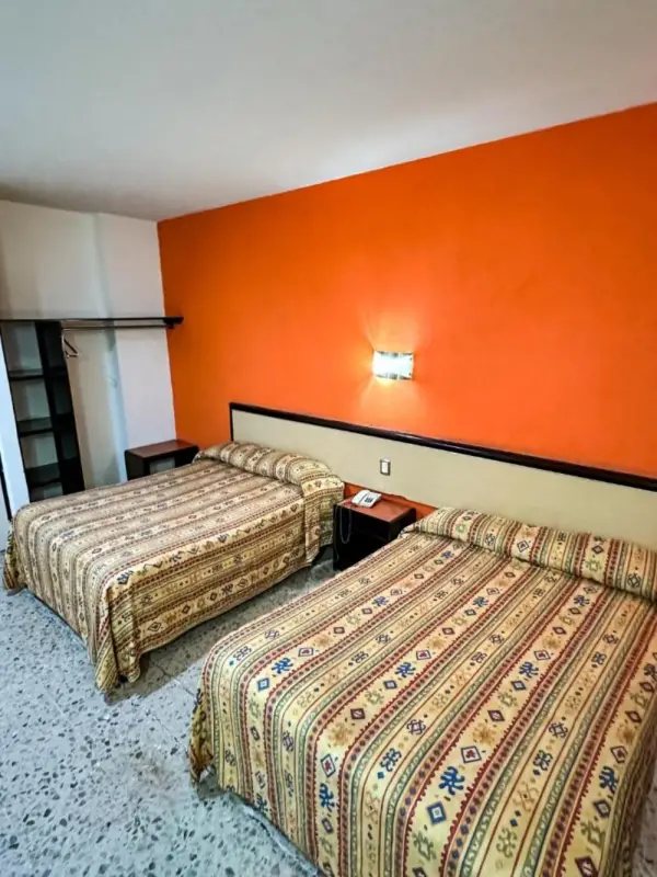 Hotel Montreal 8